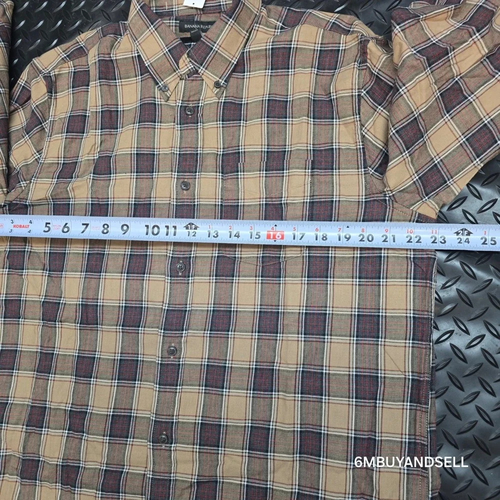 Banana Republic Mens L Plaid Flannel‎ Shirt Tan Brown Red NWT Cotton